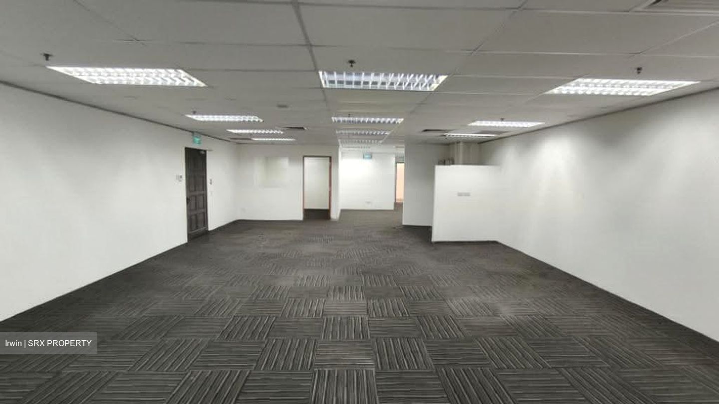 Toh Guan Road (D22), Factory #626373111